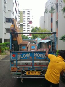 packers and movers newtown